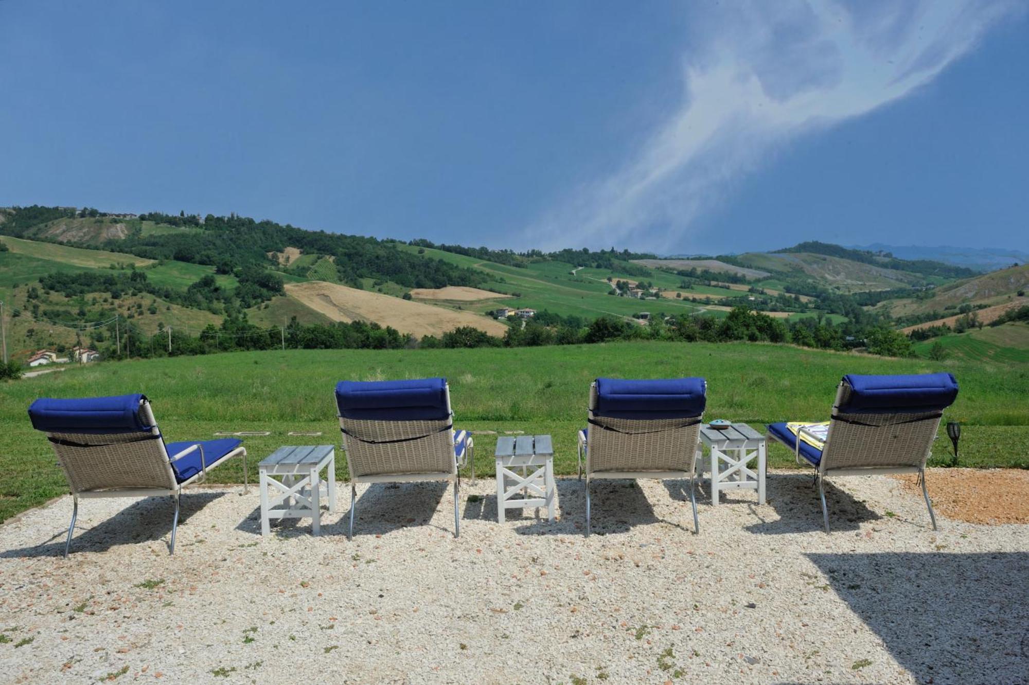 Aparthotel Borgo Stanzano à Zocca Extérieur photo